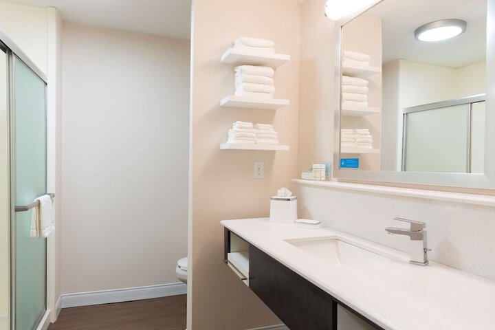 Bathroom shower