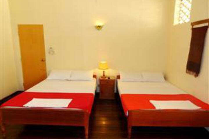 Room 3 of 6