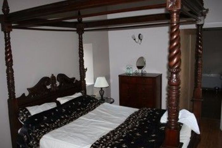Room 21 of 31