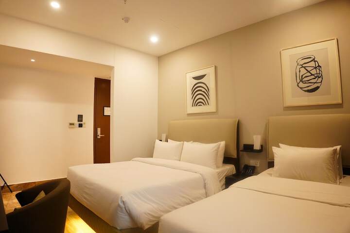 Room 41 of 89
