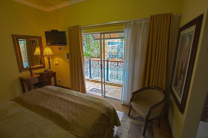 Room 10 of 61