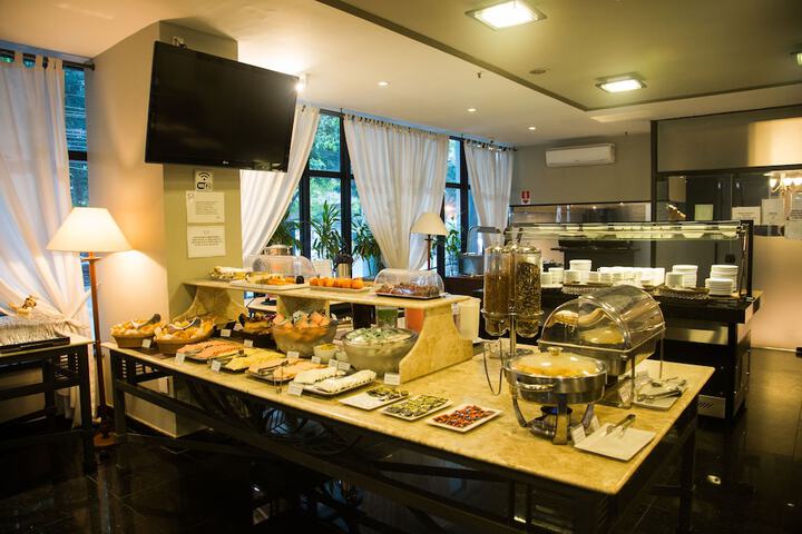Breakfast/Coffee Service 66 of 81