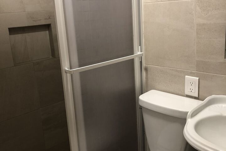 Room 13 of 17