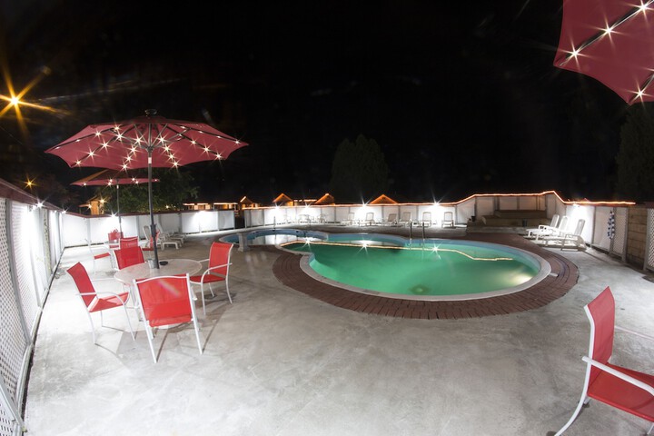 Pool 10 of 36