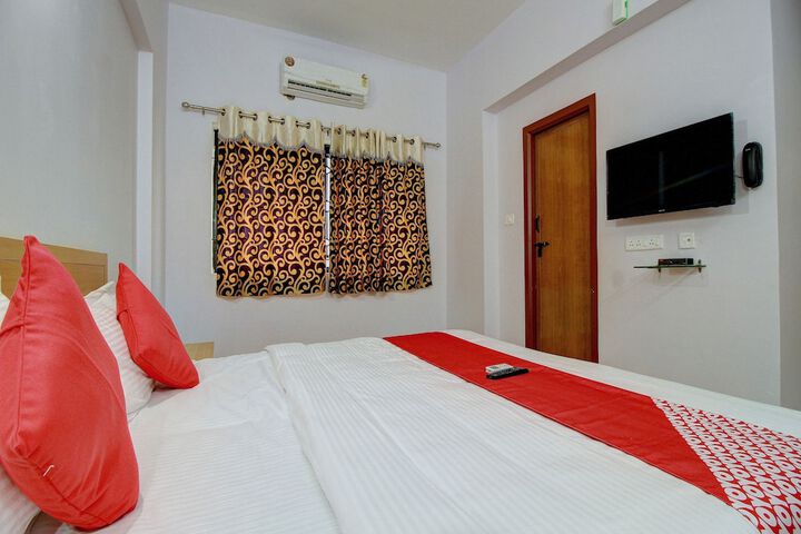 Room 10 of 26
