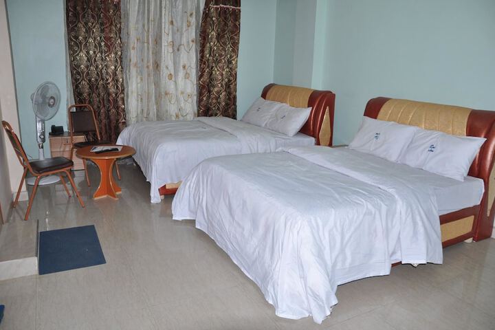 Room 7 of 21