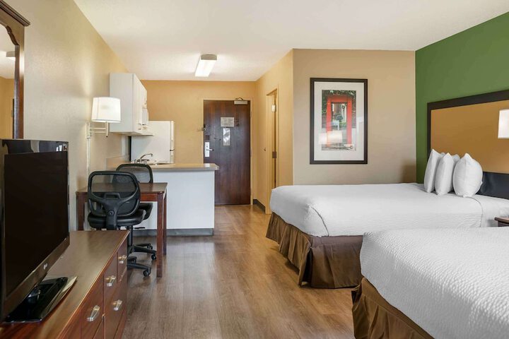Studio 2 Double Beds (4 of 5)