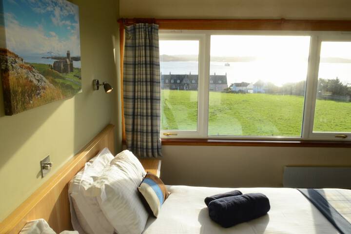 Room 4 of 54