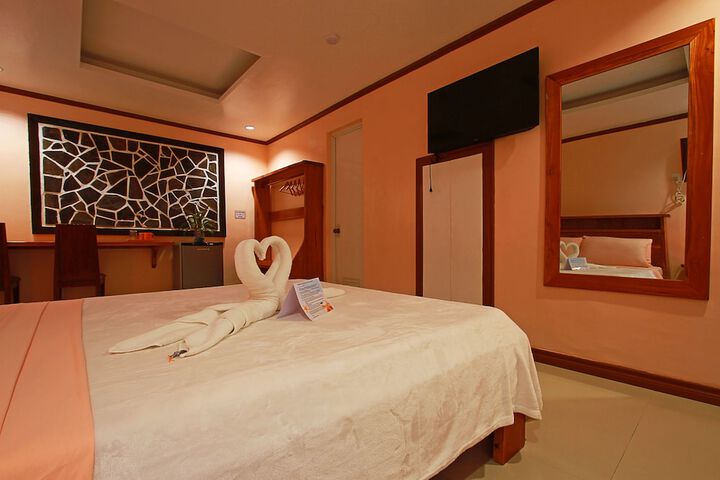Room 18 of 42