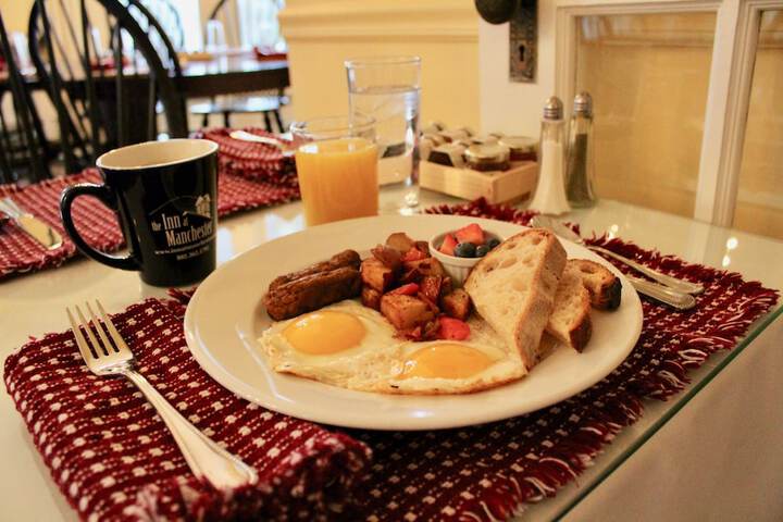 Breakfast/Coffee Service 45 of 48