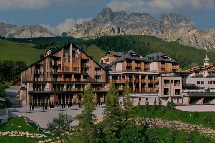 Hotel 2 of 8