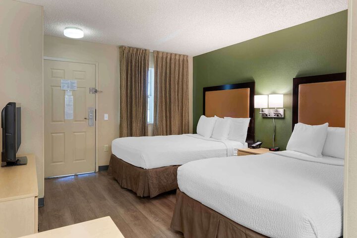 Studio 2 Double Beds (5 of 5)