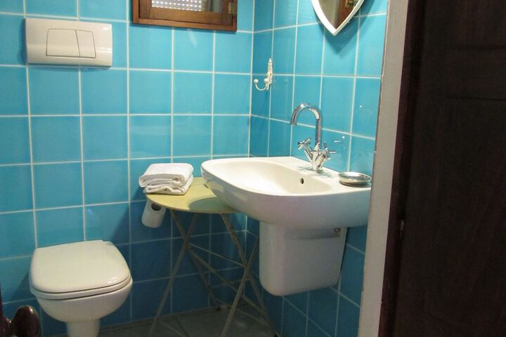 Room 33 of 58