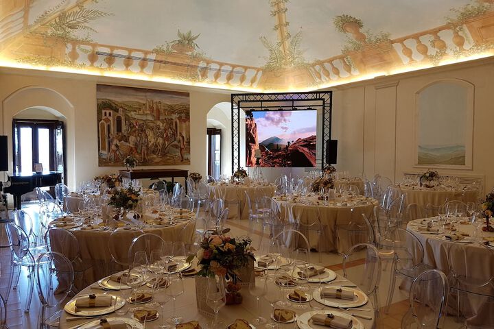 Ballroom/Hall 25 of 47