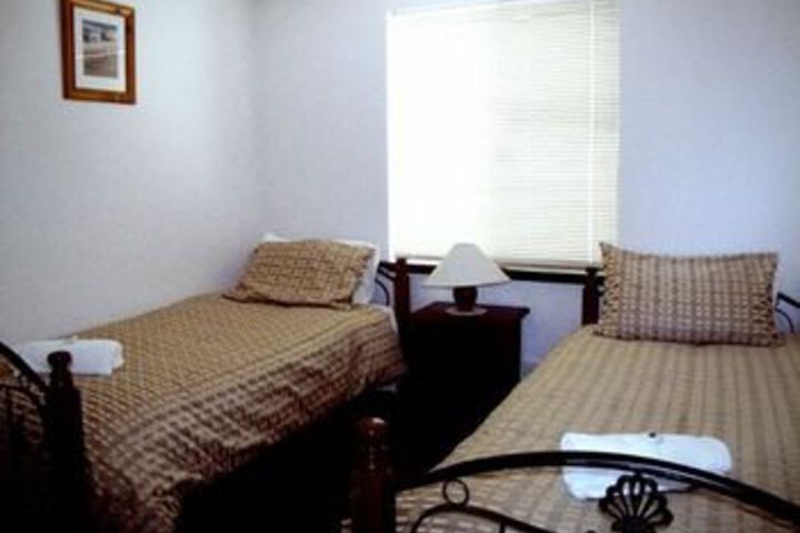 Room 14 of 36