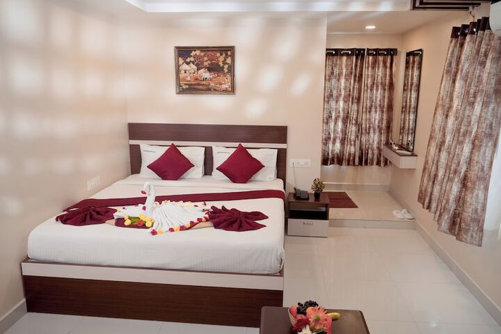 Room 11 of 21