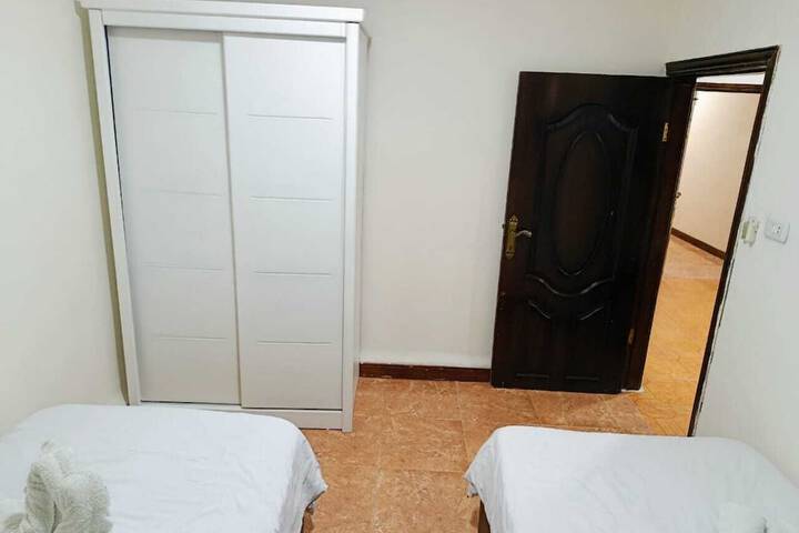Room 21 of 41