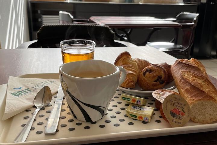 Breakfast/Coffee Service 19 of 20