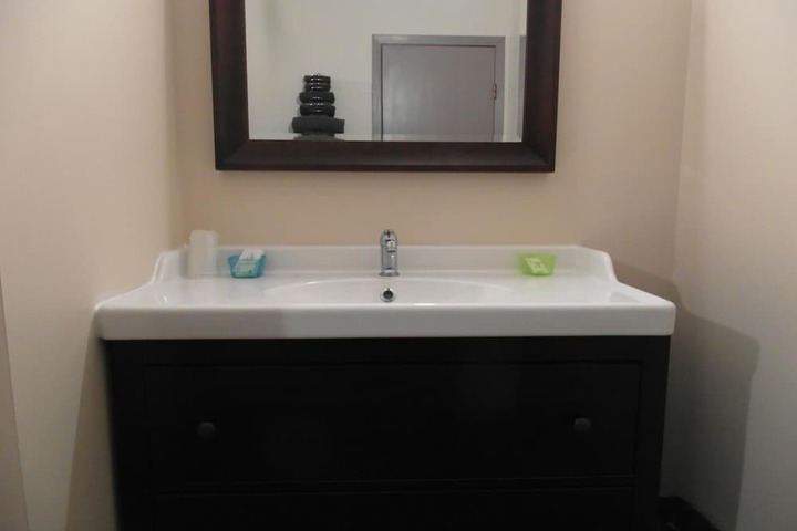 Room 18 of 27