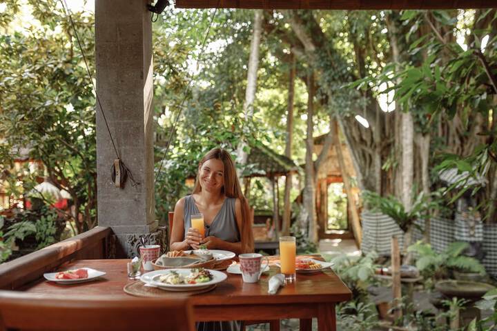 Dining 61 of 74