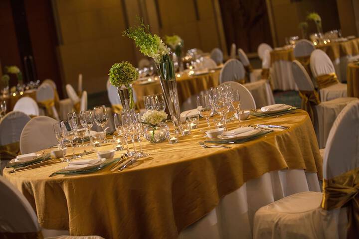Ballroom/Hall 47 of 56