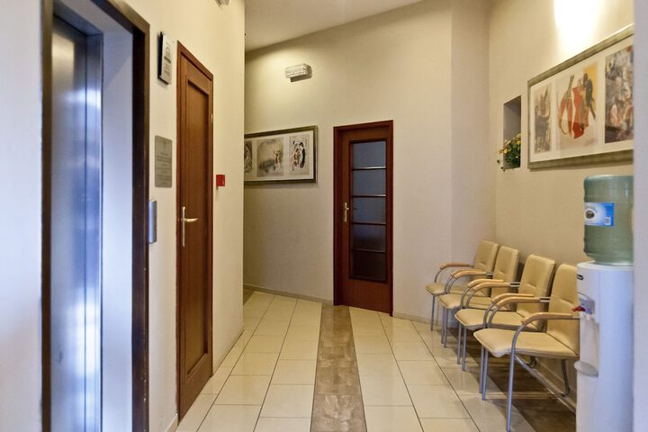 Entrance & Lobby