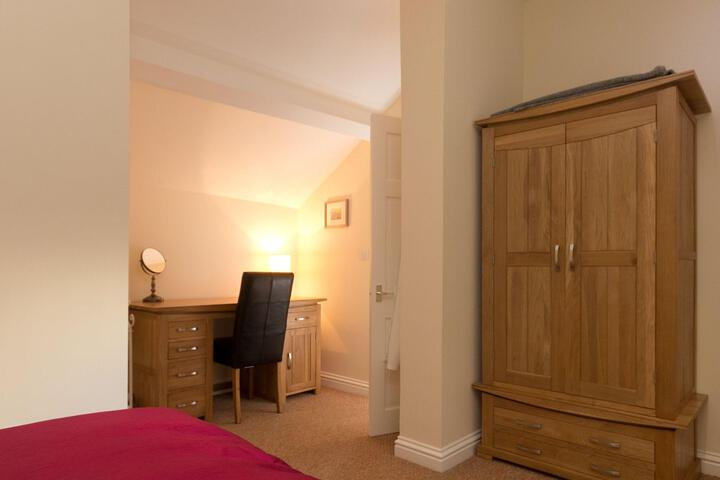 Room 83 of 118