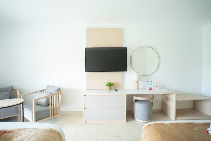 Room 18 of 107