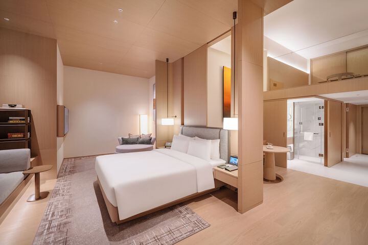 Room 28 of 56