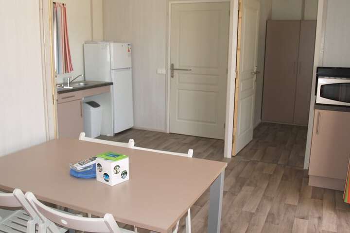 Room 65 of 182
