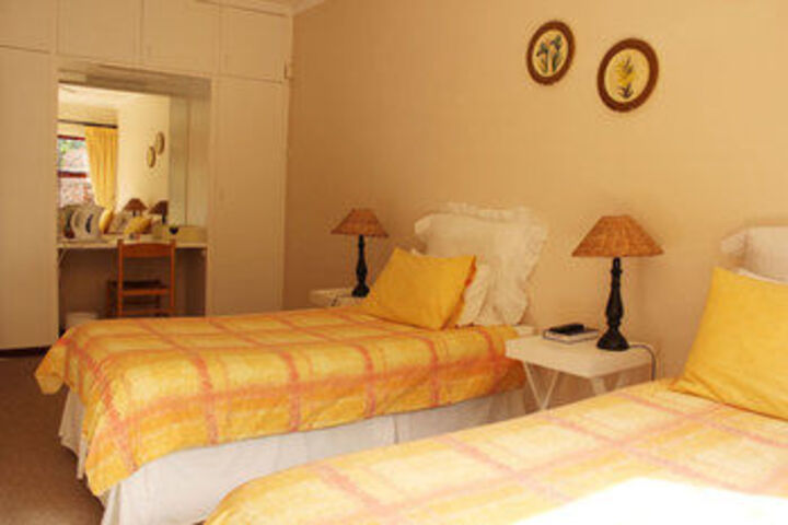 Room 10 of 21