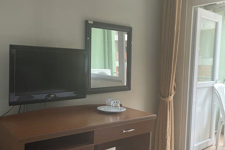 Room 11 of 22