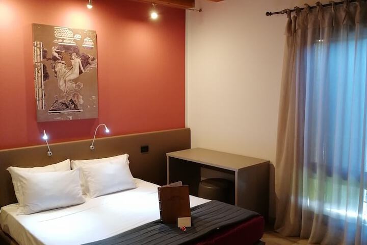Room 19 of 78