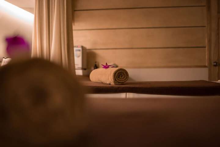 Room 23 of 32