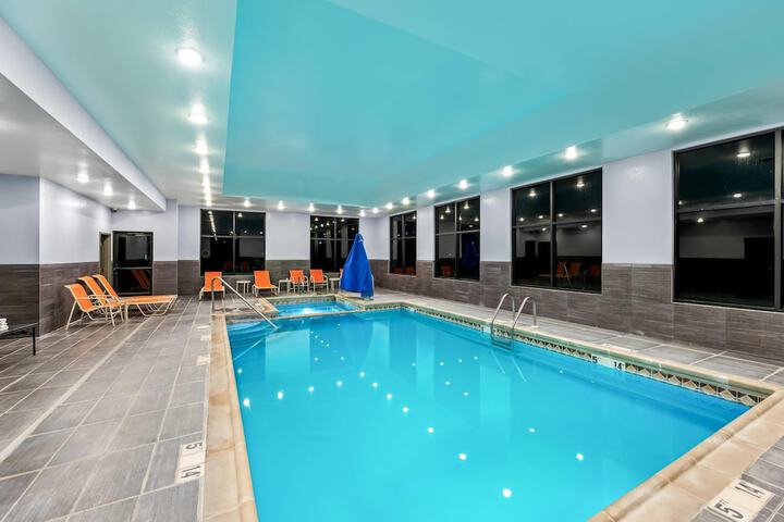 Pool 42 of 68
