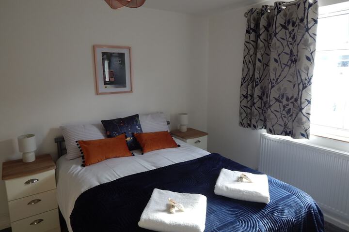 Room 2 of 84