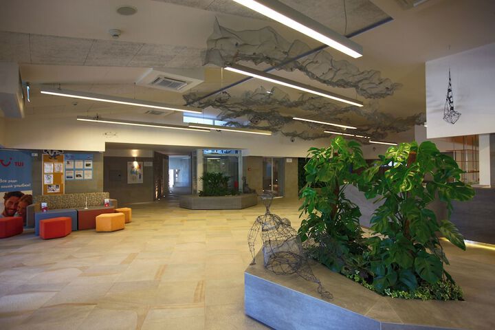 Hotel Interior 3 of 23