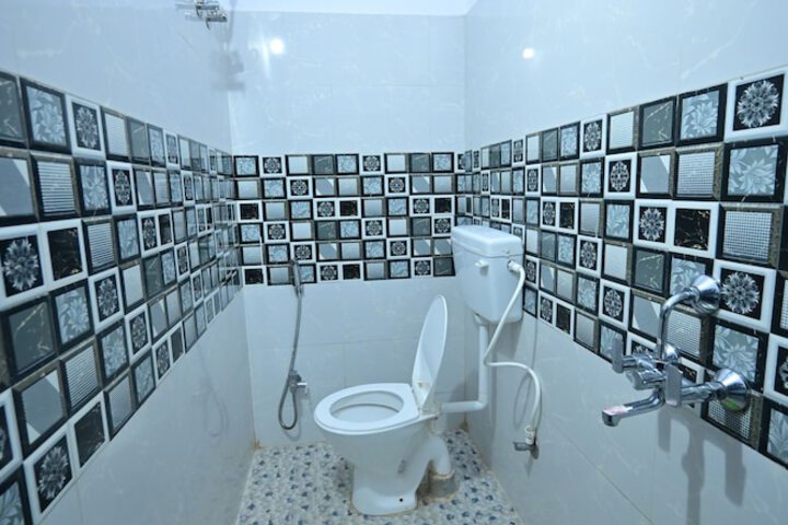 Room 49 of 63