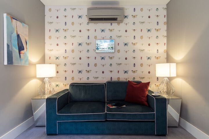 Room 9 of 49