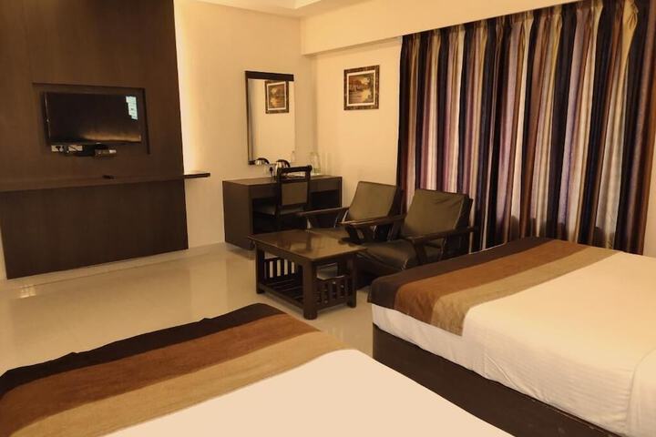 Room 16 of 43