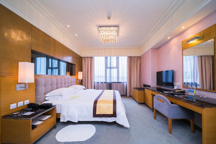 Room 10 of 44