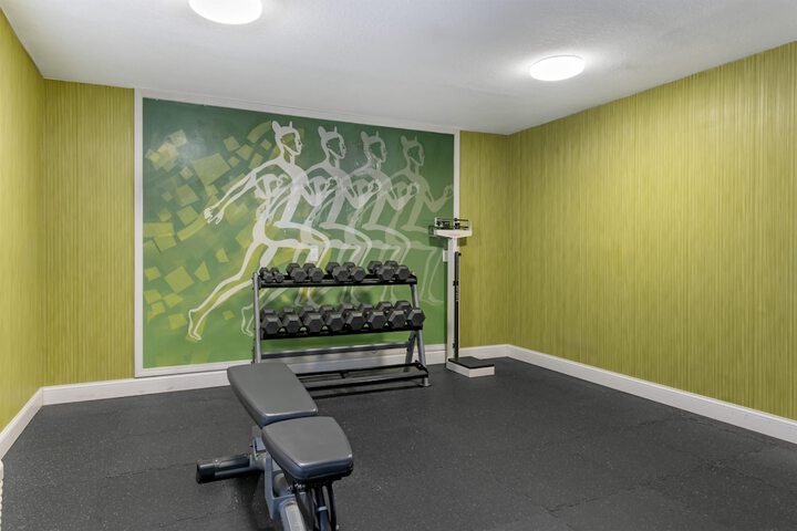 Hotel Gym Photos