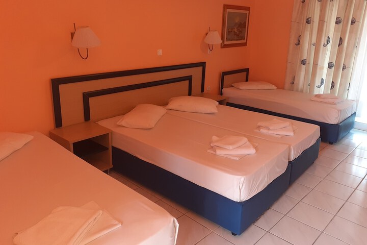 Room 7 of 21