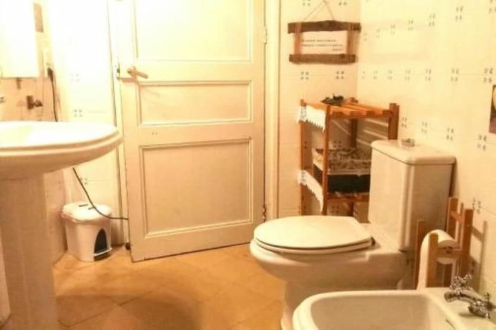 Room 5 of 41