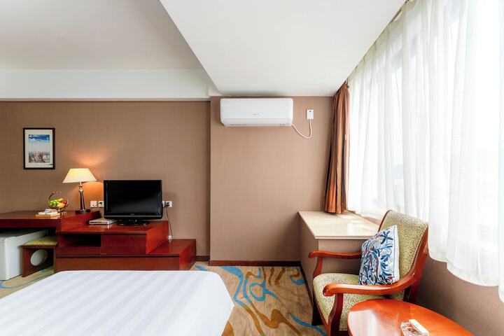 Room 26 of 58