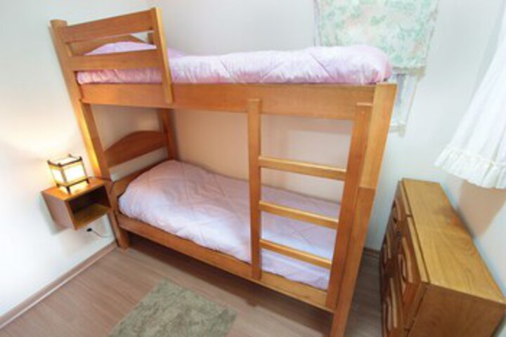 Room 27 of 29