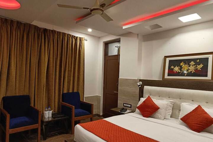 Room 46 of 73