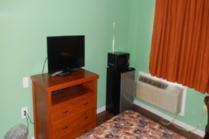 Room 80 of 131
