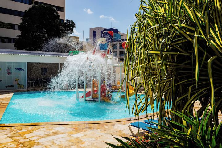 Pool Hotel