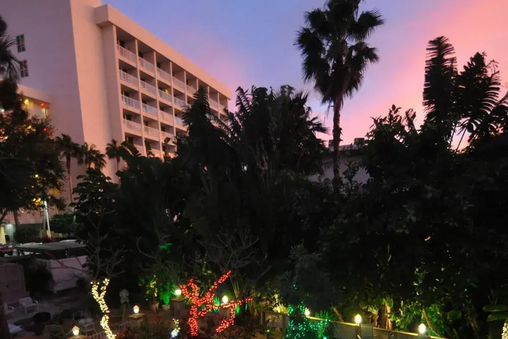 Photo of Treasure Island Beach Retreat Sleeps Up To 11